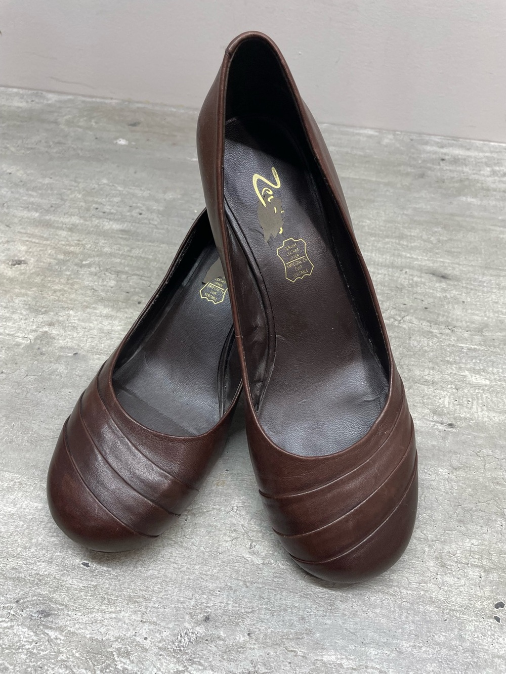 Zeria Pumps Womens 38 Brown Good Pleated Round Toe Kitten‎ Heel Leather Shoes